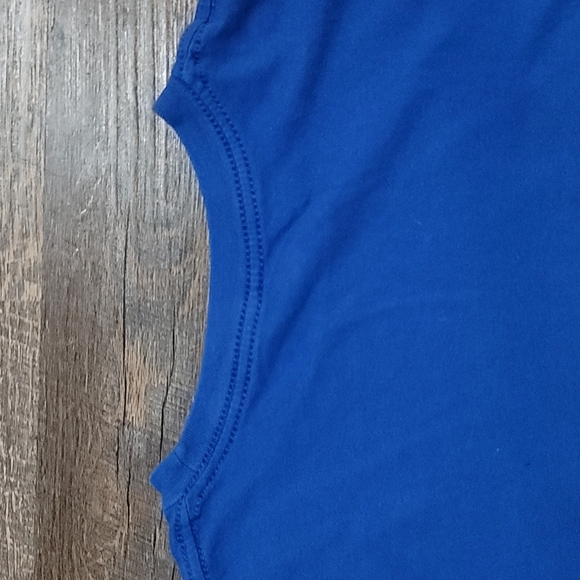 Gently Loved short t-shirt by Quiksilver blue with Volkswagen beach bug large Y - Picture 6 of 6